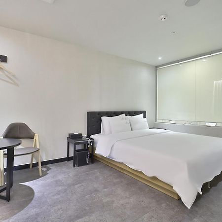 Busan Platinum Hotel Nampo Екстер'єр фото