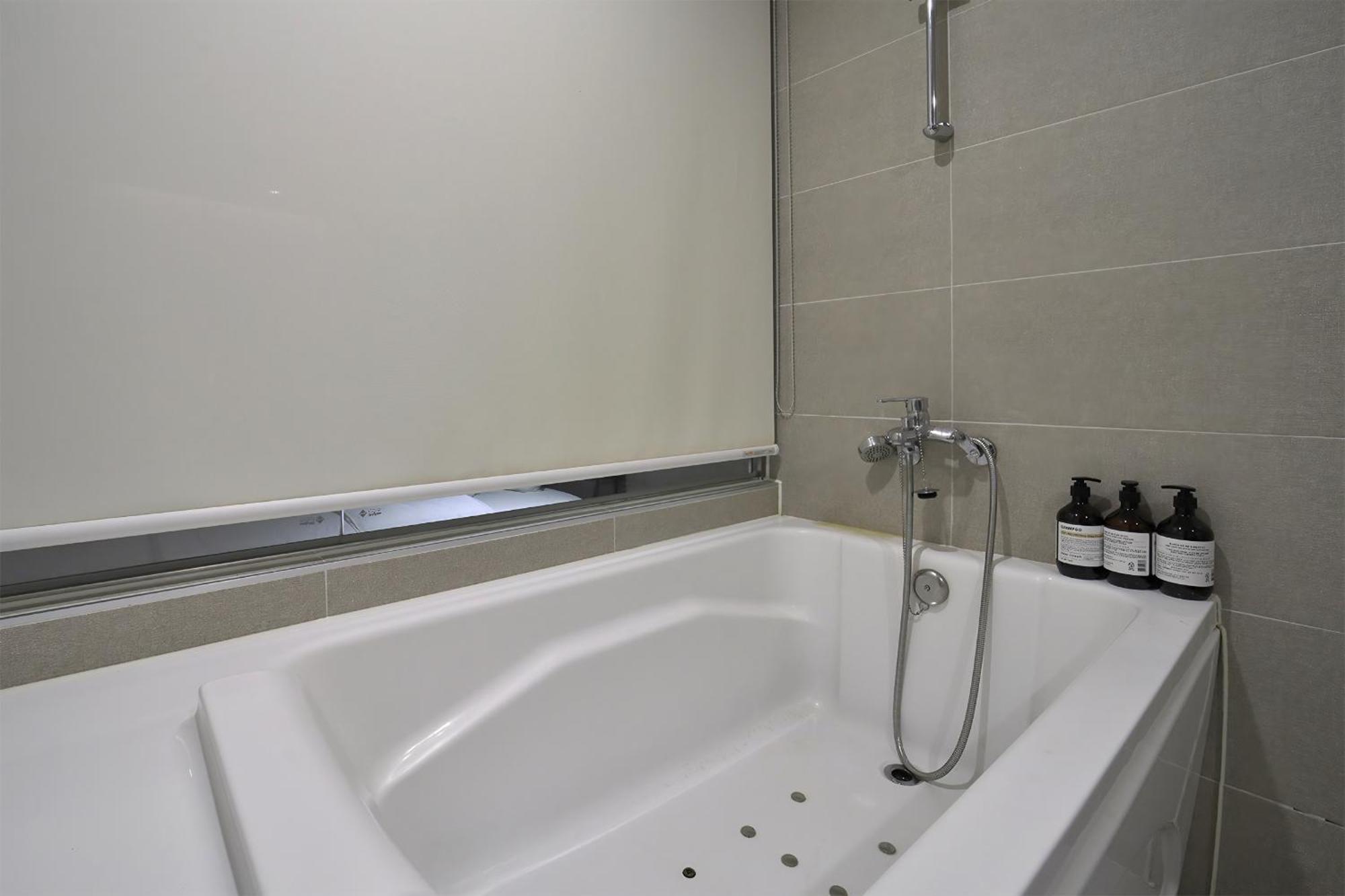 Busan Platinum Hotel Nampo Екстер'єр фото