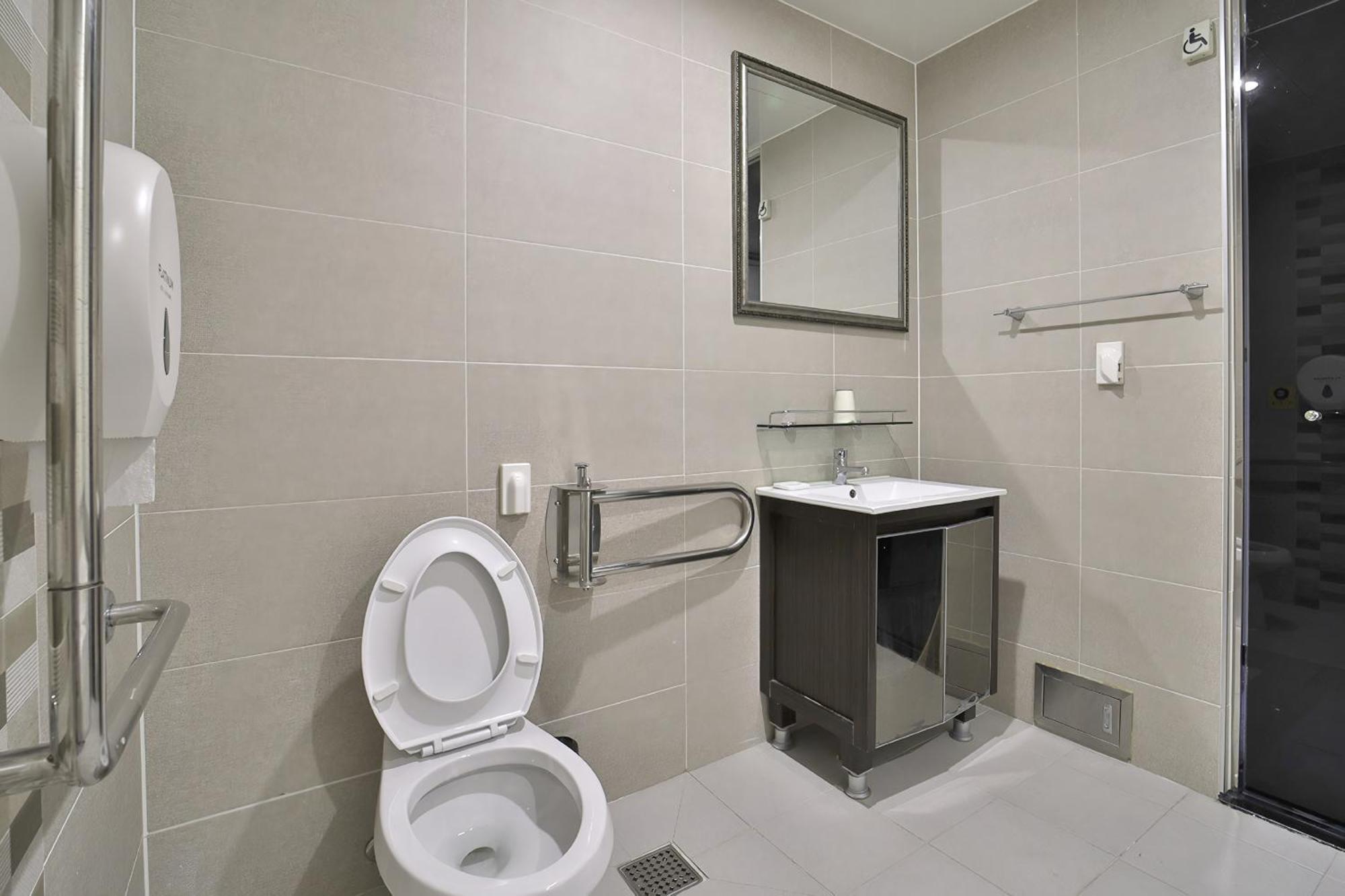 Busan Platinum Hotel Nampo Екстер'єр фото