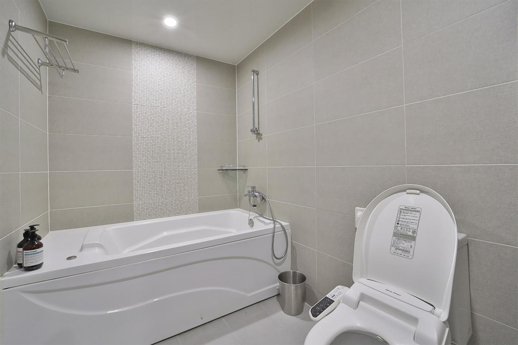 Busan Platinum Hotel Nampo Екстер'єр фото