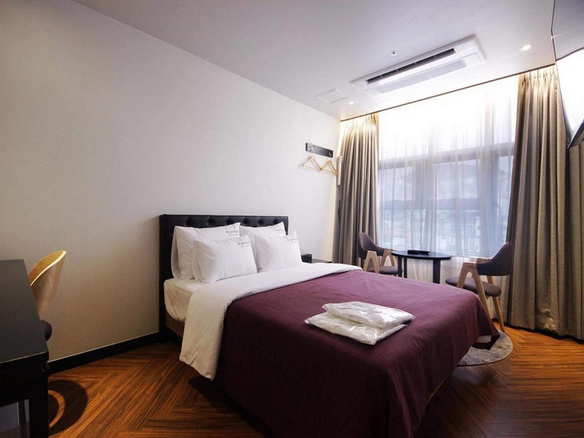 Busan Platinum Hotel Nampo Екстер'єр фото