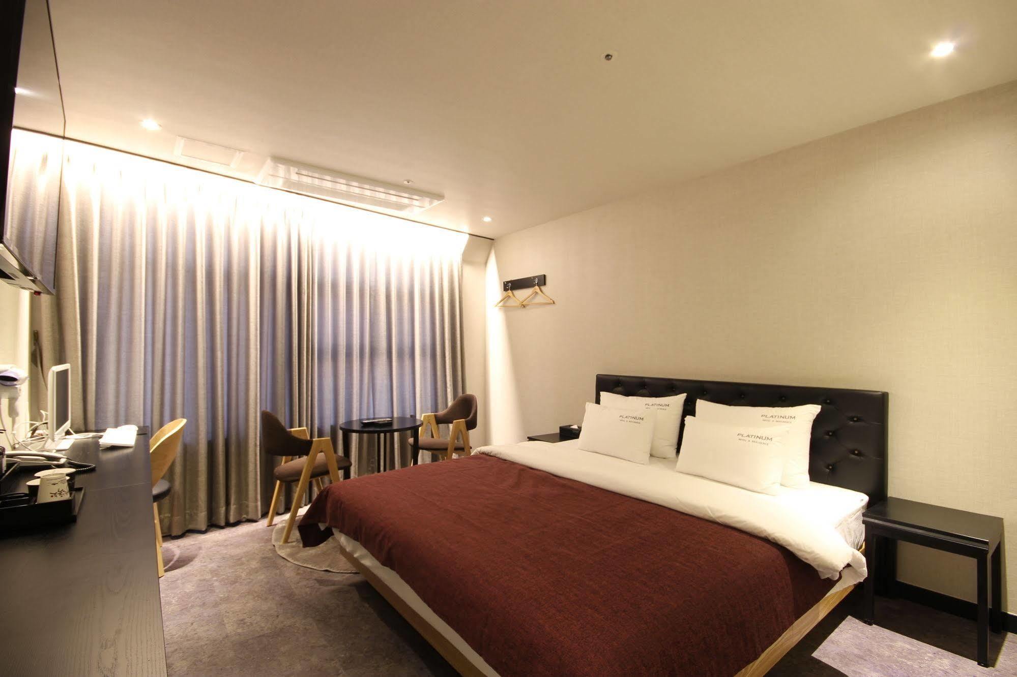 Busan Platinum Hotel Nampo Екстер'єр фото
