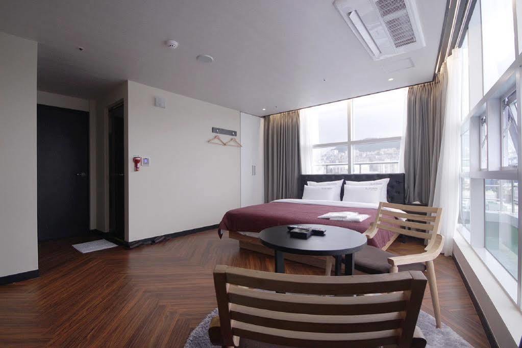 Busan Platinum Hotel Nampo Екстер'єр фото