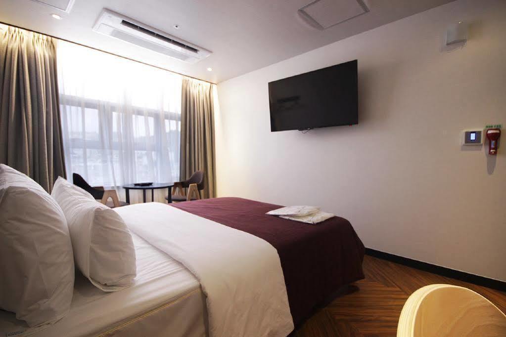 Busan Platinum Hotel Nampo Екстер'єр фото
